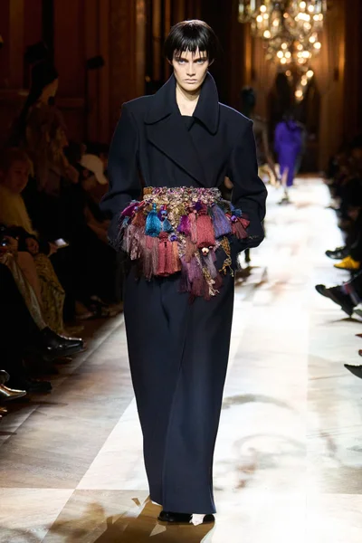 Look 56